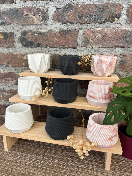Lot 3 vases