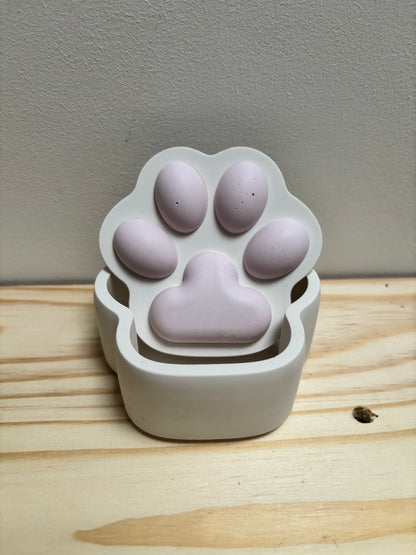 Boîte patte de chat